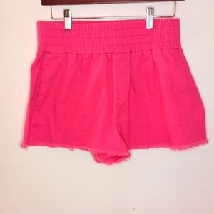 🌸NWOT Hot Pink Shorts